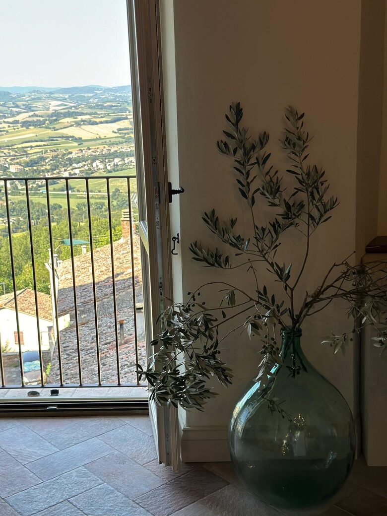 Barn Owl | One-bedroom Apartment - Todi, Italy