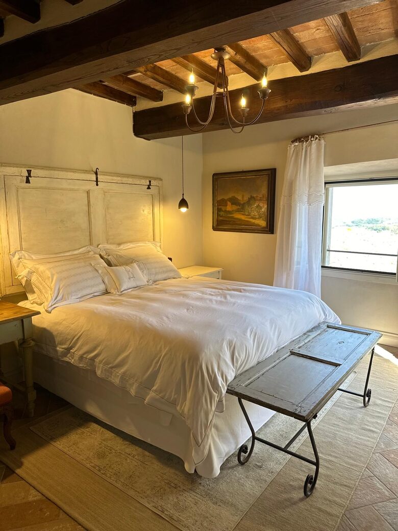 Barn Owl | One-bedroom Apartment - Todi, Italy