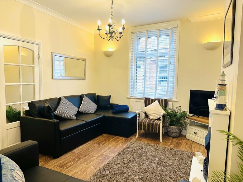 Modern Coastal Living Steps from Filey Beach - Filey, United Kingdom