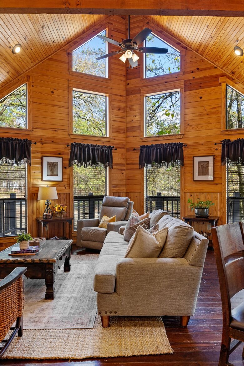 Tranquility Among the Trees in Hochatown - Broken Bow, Oklahoma