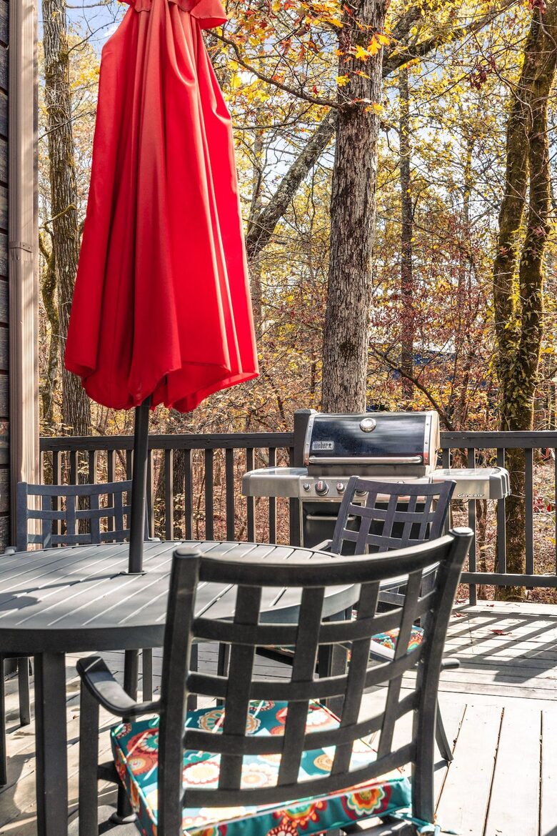 Tranquility Among the Trees in Hochatown - Broken Bow, Oklahoma