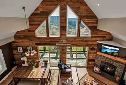 Elevated Mountain Hideaway Overlooking Holiday Valley - Ellicottville, New York