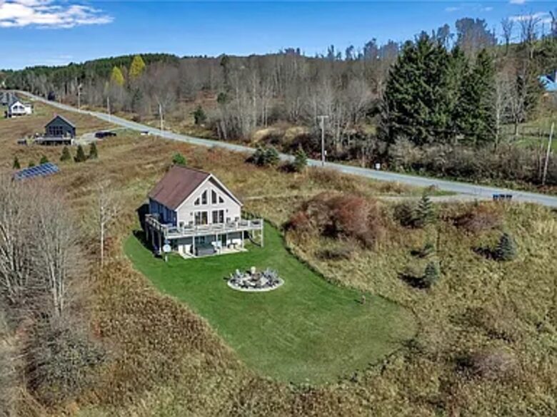 Elevated Mountain Hideaway Overlooking Holiday Valley - Ellicottville, New York