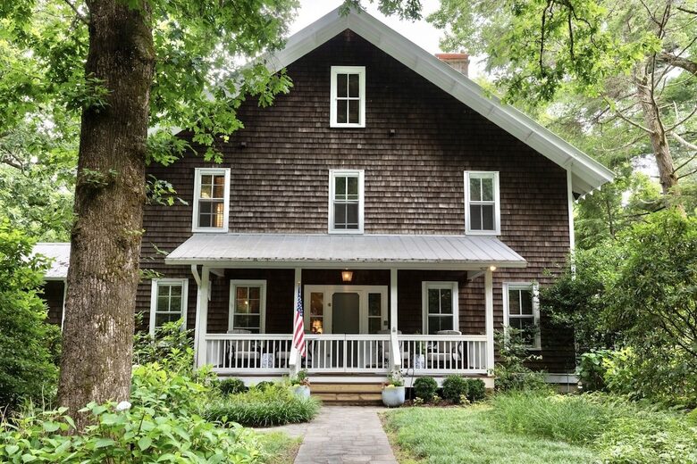 Holly Hill House Cedar Shake