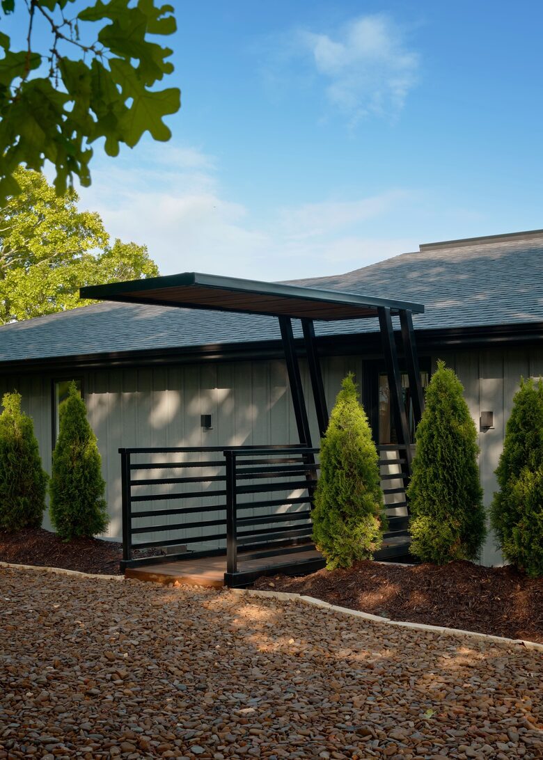 Exquisite Family Haven in the Heart of the Ozarks - Ridgedale, Missouri
