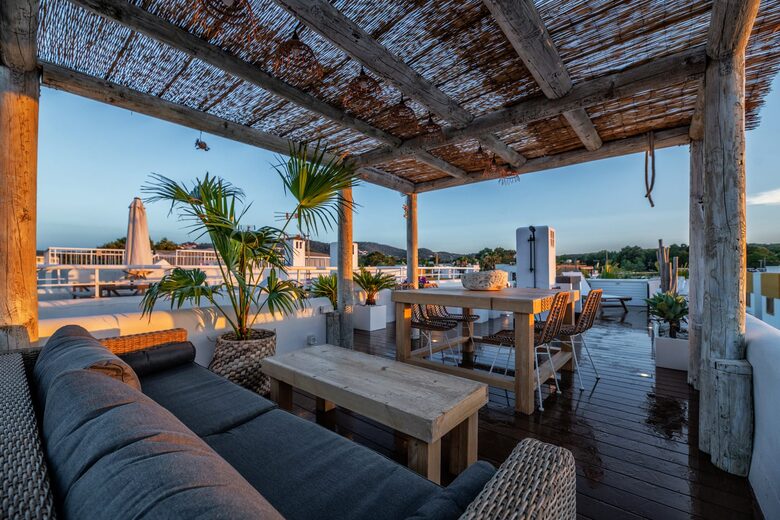 Beautiful Penthouse by the Sea - Sant Josep de sa Talaia, Ibiza, Spain