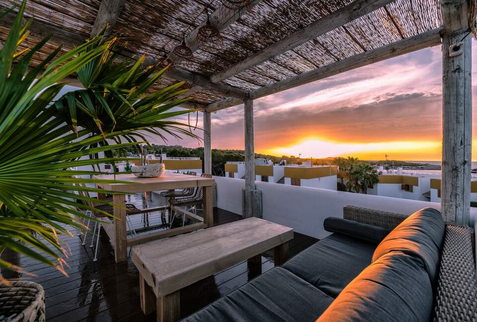 Beautiful Penthouse by the Sea - Sant Josep de sa Talaia, Ibiza, Spain