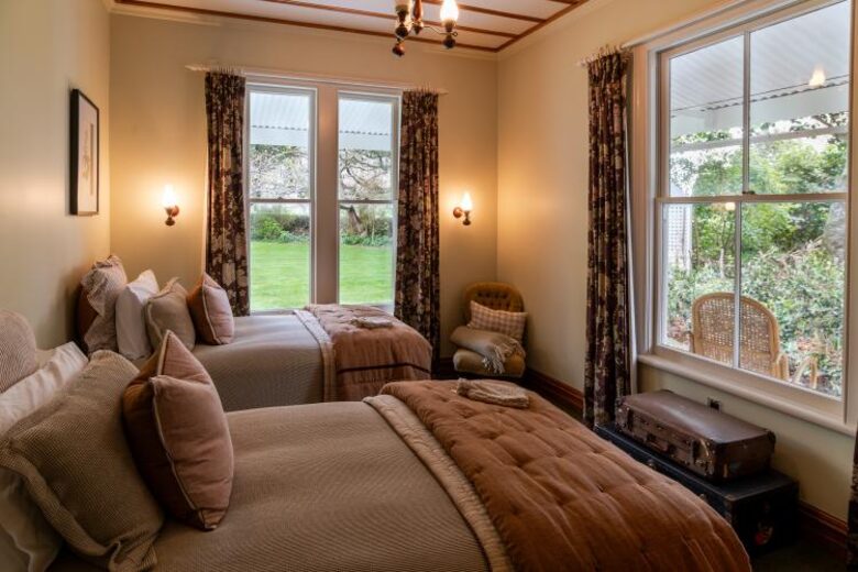 Timeless Elegance in the Manawatū Countryside - Feilding, New Zealand