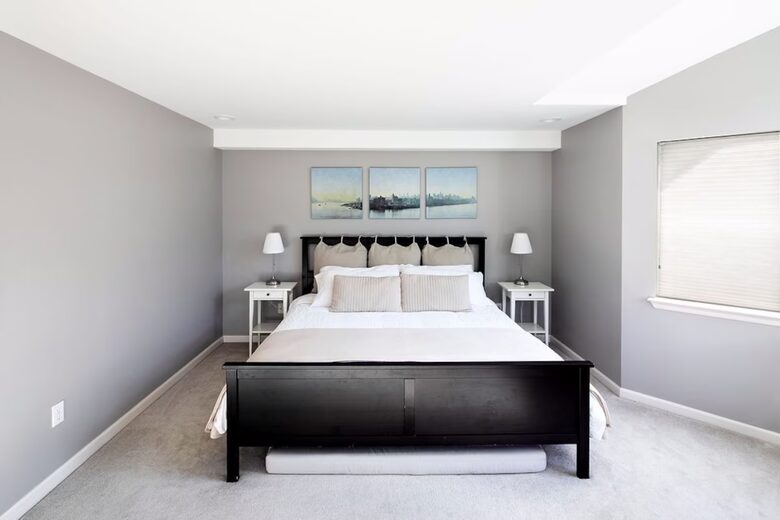 Stylish Magnolia Townhouse Near Discovery Park - Seattle, Washington