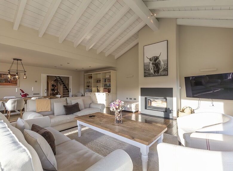 Elegant Mountain Retreat with Rustic Charm - Prats I Sansor, Llerida, Spain