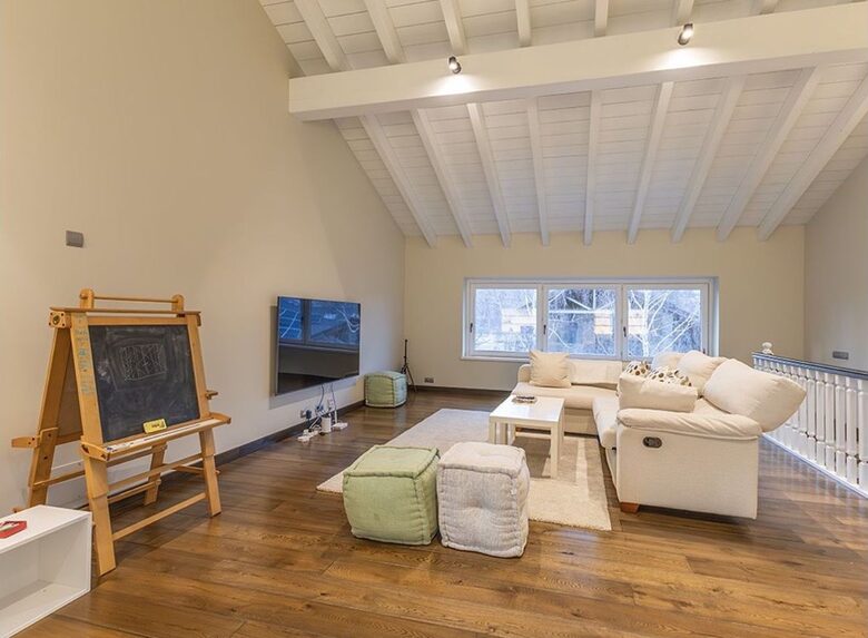 Elegant Mountain Retreat with Rustic Charm - Prats I Sansor, Llerida, Spain