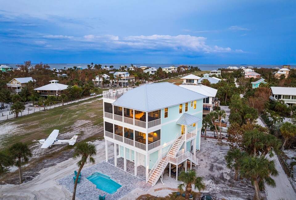 A Private Island Oasis Steps from the Gulf of Mexico - Captiva, Florida
