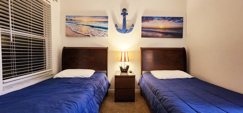 Upscale Davenport Oasis | Minutes from Disney - Davenport, Florida