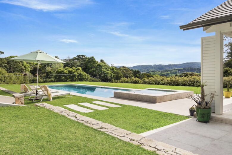 Serene Federal Villa with Expansive Outdoor Living - Goonengerry, Australia