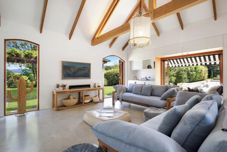Serene Federal Villa with Expansive Outdoor Living - Goonengerry, Australia