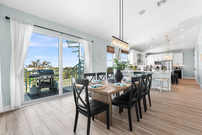 A Private Island Oasis Steps from the Gulf of Mexico - Captiva, Florida