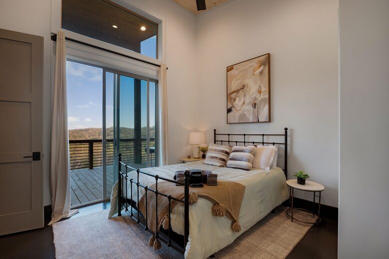 Modern Blue Ridge Retreat with Stunning Mountain Views - Blue Ridge, Georgia
