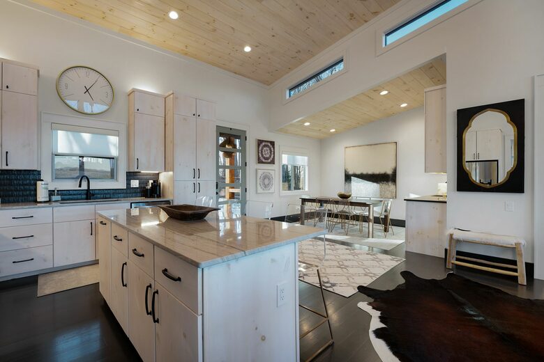 Modern Blue Ridge Retreat with Stunning Mountain Views - Blue Ridge, Georgia