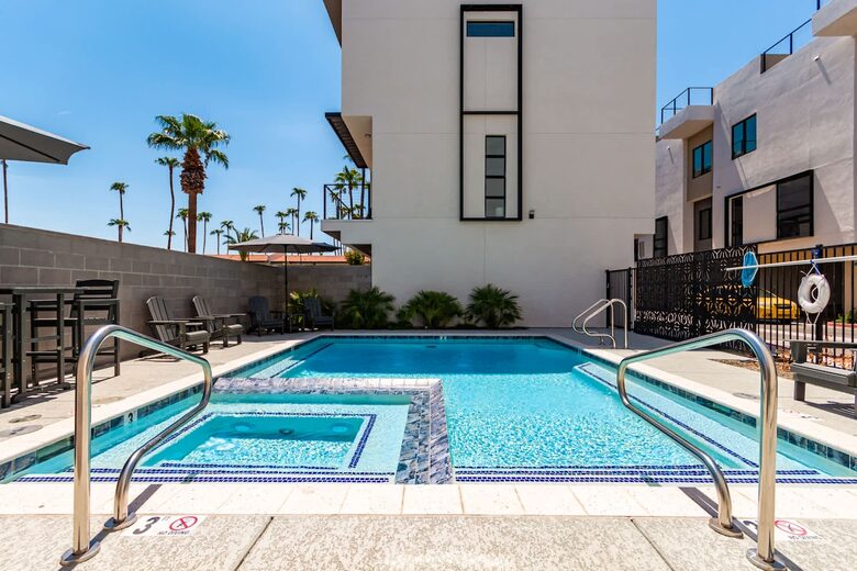 Modern Scottsdale Escape with Private Rooftop Lounge - Scottsdale, Arizona