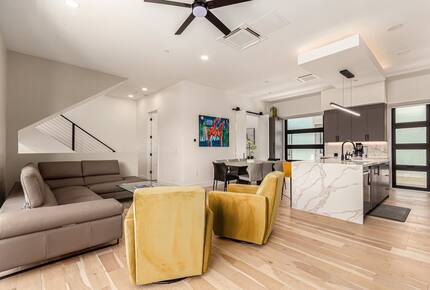 Modern Scottsdale Escape with Private Rooftop Lounge - Scottsdale, Arizona