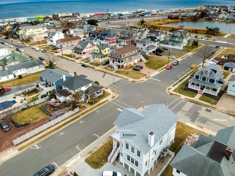 Charming Beach Escape with Lakeview Porch | 1 Block to Jenk Boardwalk - Point Pleasant Beach, New Jersey