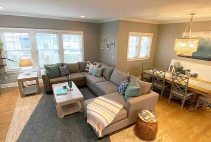 Charming Beach Escape with Lakeview Porch | 1 Block to Jenk Boardwalk - Point Pleasant Beach, New Jersey