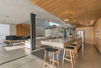 Architectural Brilliance Overlooking the Swan River - Perth, Australia