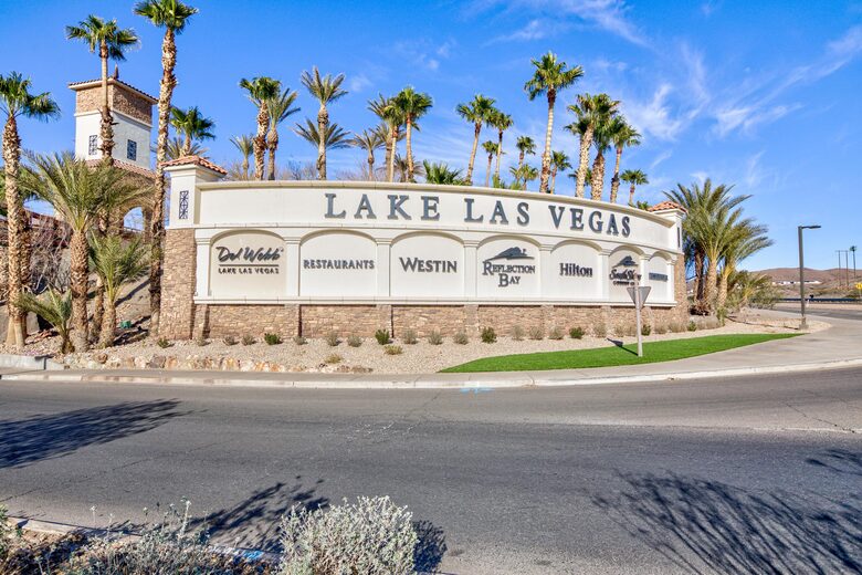 Stylish Lake Las Vegas Retreat with Beautiful Vistas - Henderson, Nevada