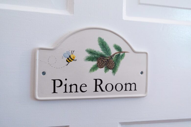 Pine Room - 1 King