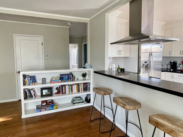Elegant Family Home Near Berkeley & San Francisco - El Cerrito, California