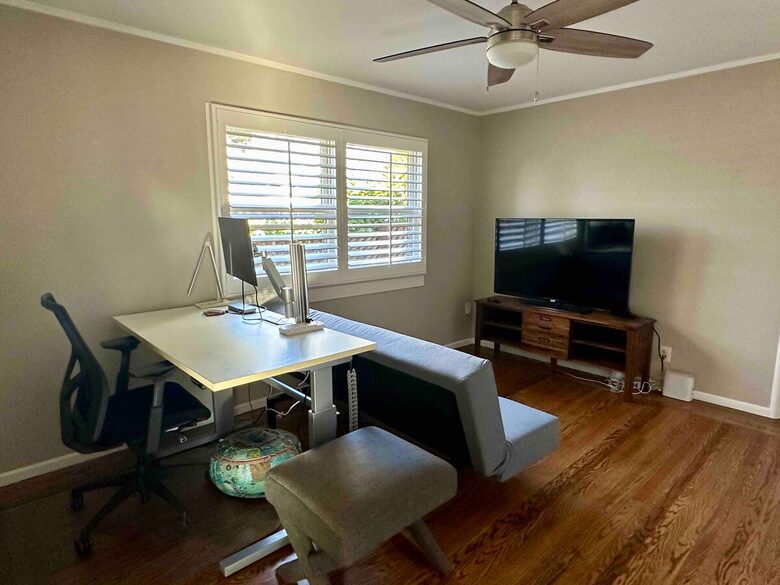 Elegant Family Home Near Berkeley & San Francisco - El Cerrito, California
