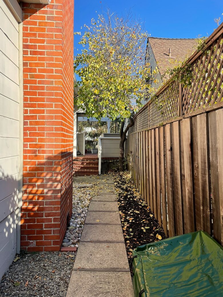 Elegant Family Home Near Berkeley & San Francisco - El Cerrito, California