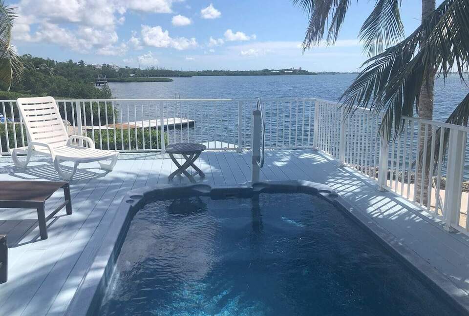 Sophisticated Waterfront Haven in the Florida Keys - Cudjoe Key, Florida