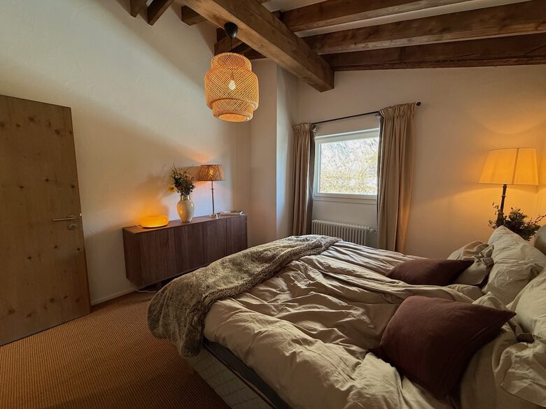 Bedroom 3, Kingsize bed 180 cm