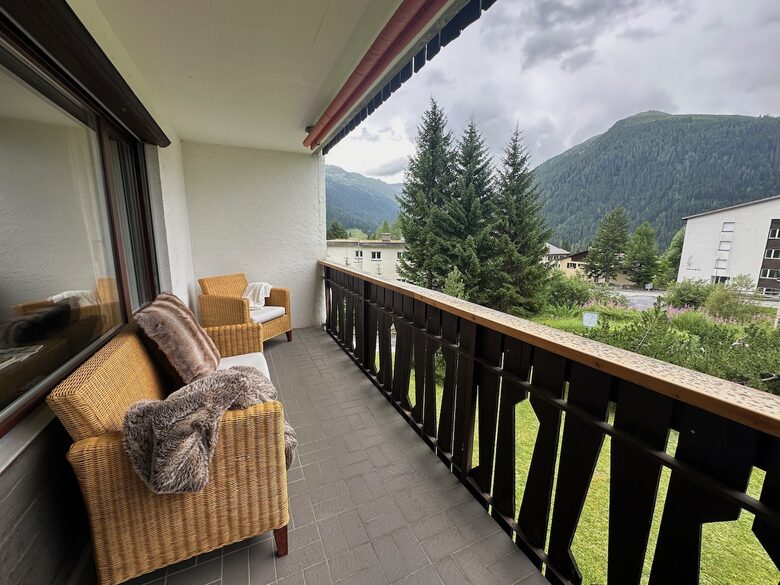 Bedroom 1, balcony with great mountain views
