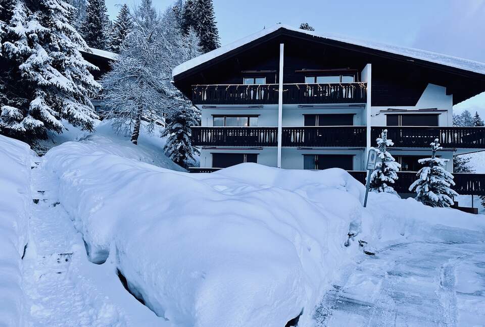 Spacious Chalet-Style Haven in Davos - Davos, Switzerland