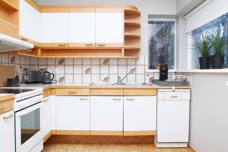 Charming Akureyri 2BD Apartment with Fjord Views - Akureyri, Iceland
