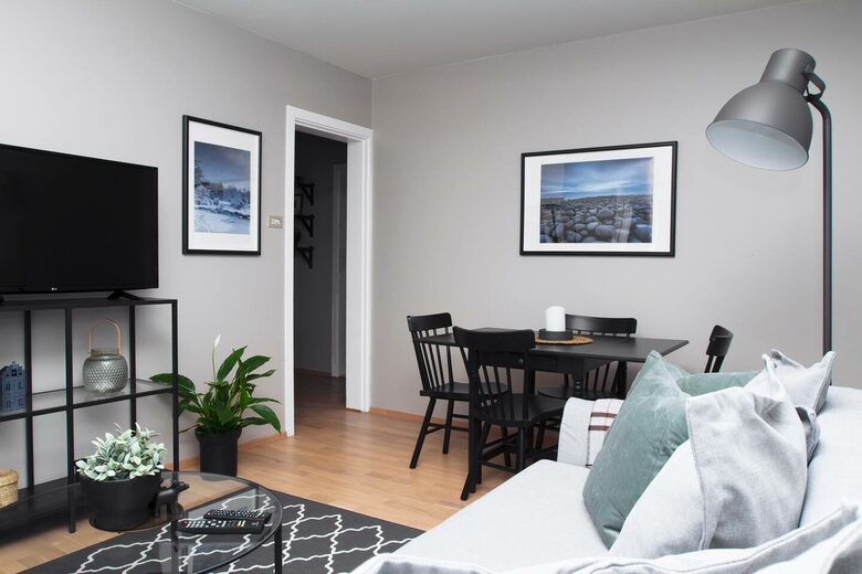 Charming Akureyri 2BD Apartment with Fjord Views - Akureyri, Iceland