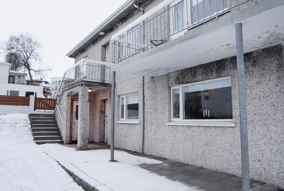 Charming Akureyri 2BD Apartment with Fjord Views - Akureyri, Iceland