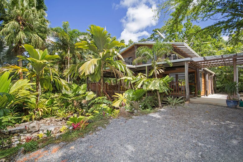 Villa Zena | Elegant Colonial-Style Escape Surrounded by Rainforest - Cape Tribulation, Australia