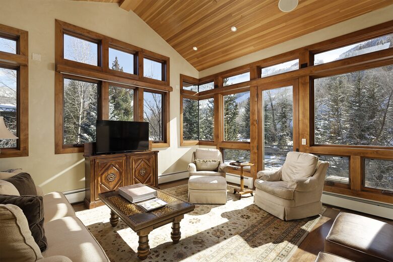 Contemporary Elegance with Mountain Views | Close to Aspen Core - Aspen, Colorado