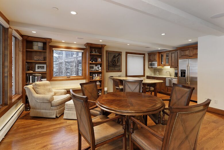 Contemporary Elegance with Mountain Views | Close to Aspen Core - Aspen, Colorado