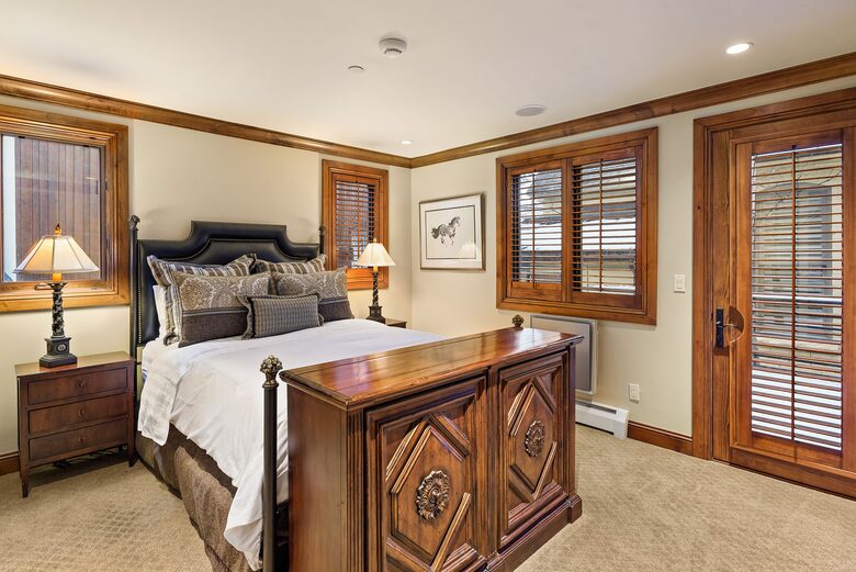 Contemporary Elegance with Mountain Views | Close to Aspen Core - Aspen, Colorado