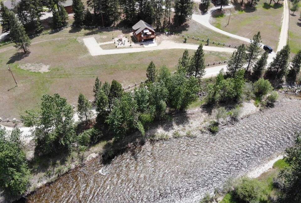 Peaceful Retreat Along the Bitterroot River - Conner, Montana
