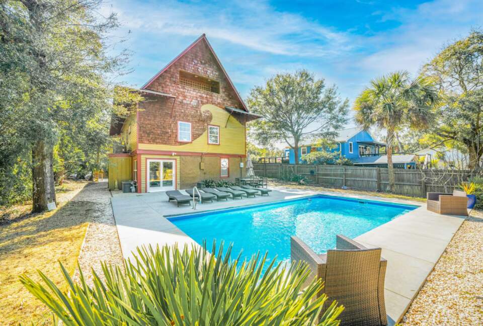 Island Escape Near Charleston - Folly Beach, South Carolina