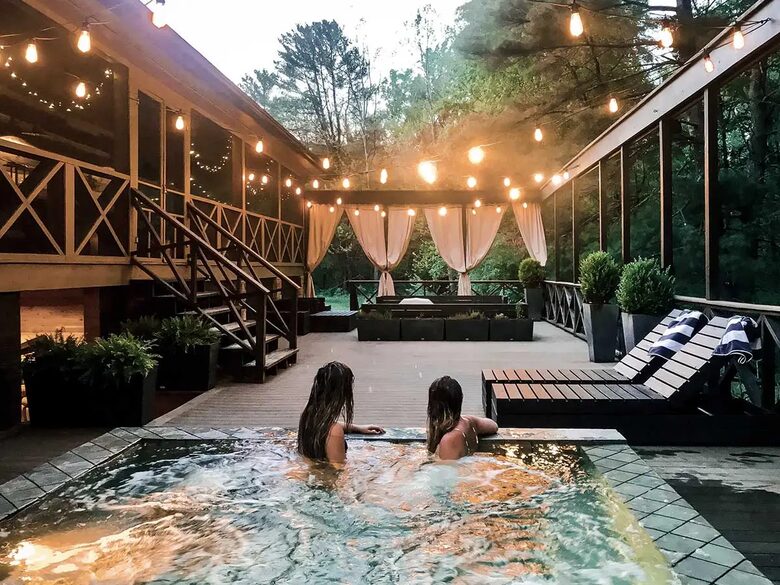 Mountainaire: A Designer’s Escape at the Foot of Ice Mountain - Slanesville, West Virginia