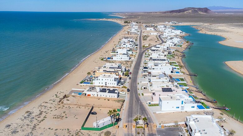 Exclusive Retreat with Private Pool, Dock & Panoramic Views - Puerto Peñasco, Mexico