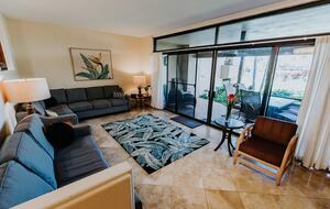 Refined Island Retreat Near Ka'anapali Beach and Whalers Village - Lahaina, Hawaii