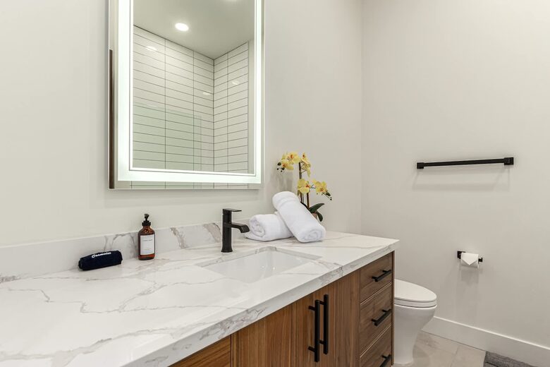 Modern Scottsdale Escape with Private Rooftop Lounge - Scottsdale, Arizona