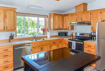 Country Charm Meets City Access in the Willamette Valley - Corvallis, Oregon